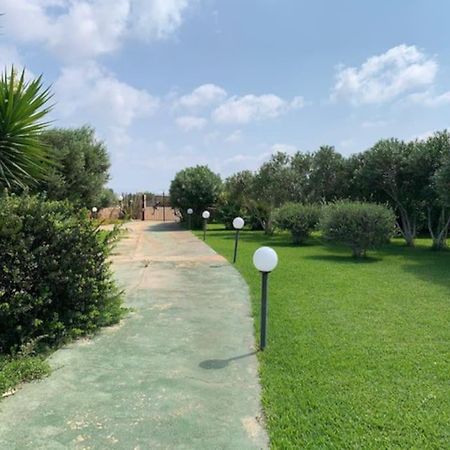 Villa Maveda, Un Dammuso Immerso Nel Verde Лампедуза Екстериор снимка
