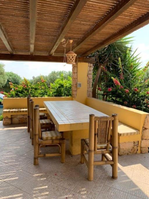 Villa Maveda, Un Dammuso Immerso Nel Verde Лампедуза Екстериор снимка